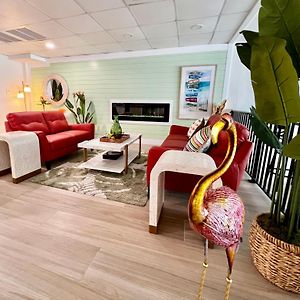 Lani Kai Island Resort (Adults Only)